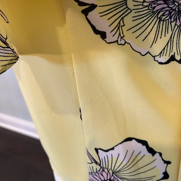 Yellow off shoulder Ruffle Blouse by 1. State Size Large perfect condition - Picture 5 of 9